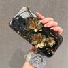 Funda de cristal templado con estampado de flor de loto dorada para iPhone 11 12 13 14 15 16 17 Pro Max 16E 17Air 7 8 Plus XR XS X
