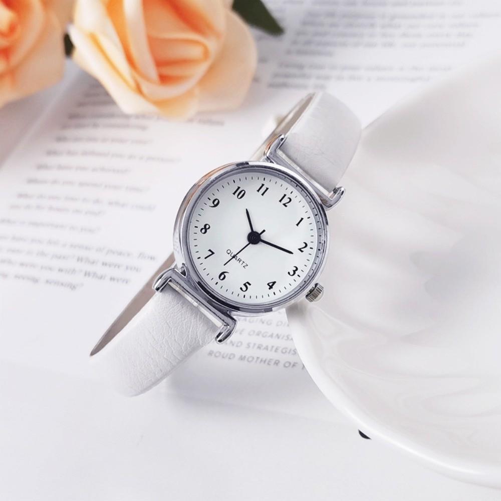 PU Leather Strap Women Watch Round Dial Ladies Wristwatches New Quartz Watch Gifts