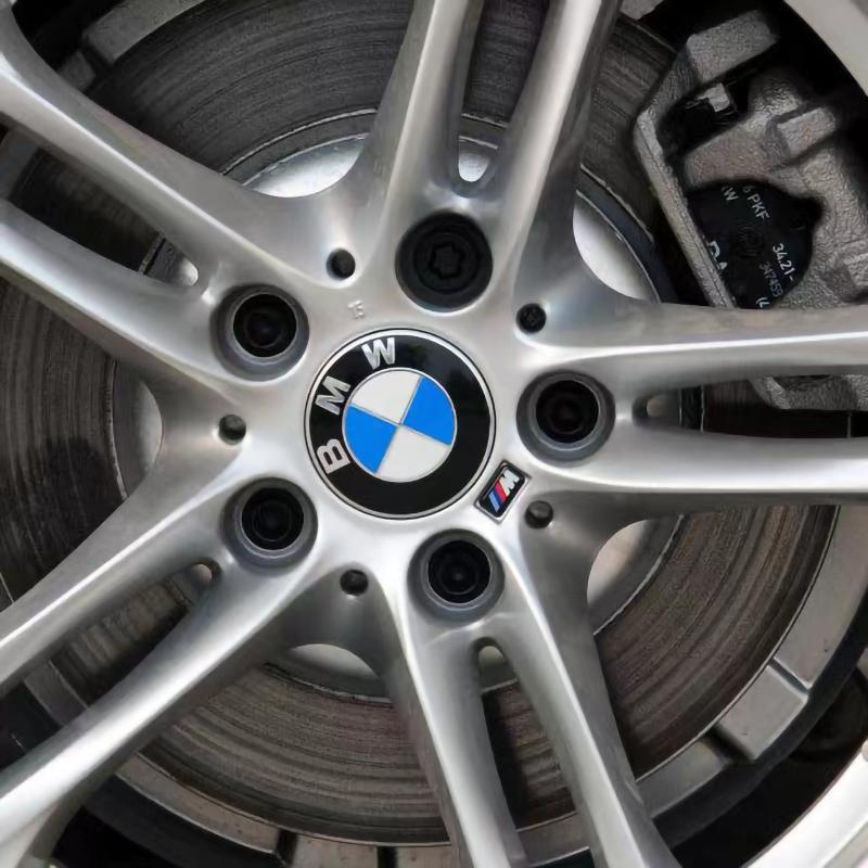Samolepka na auto Nálepky na střed volantu Pro Mini Pro BMW M Performance E36 E60 E90 X2 X1 X3 X5 E46 E39 E70 M3 M5 M6 G20 G30 E93 Z3