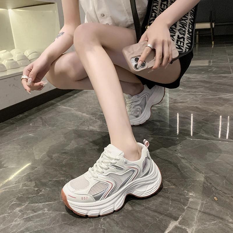 

Модные женские кроссовки для взрослых, сетевая поверхность, дышащая обувь для папы, женская весенне-летняя толстая подошва, повседневная спортивная обувь 35 розовый