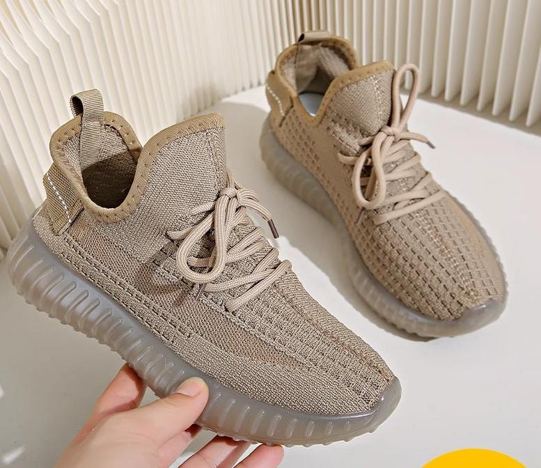 

Повседневные дышащие женские новые кроссовки в корейском стиле на мягкой подошве, универсальные, студенческие, легкие, для бега, женская обувь 39 коричневый