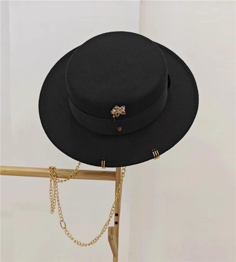 202601-chain Ins Chic Winter Designer Gold Flower Pin Polyester Fedoras  Cap Women Leisure Holiday Panama Jazz Hat