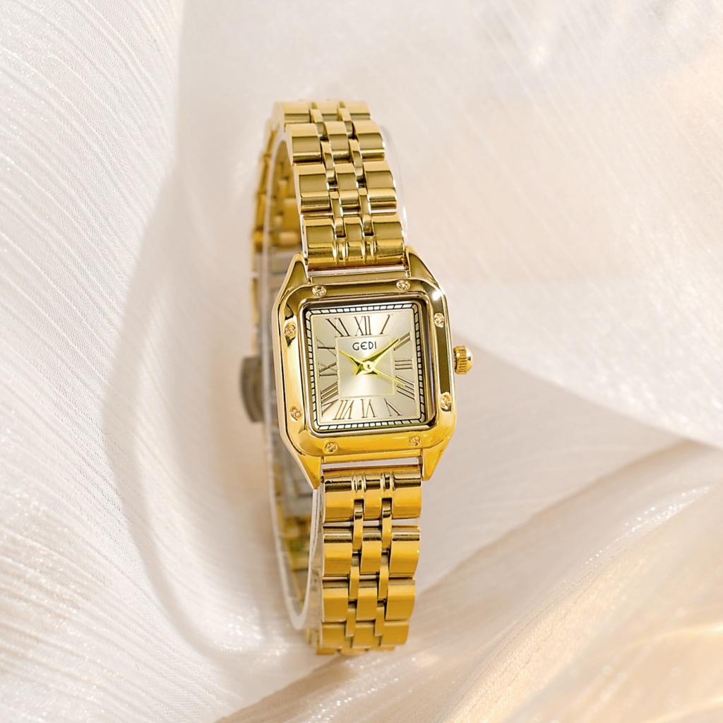 Exquisite kleine quadratische Platte, leichter Luxus, hochwertiges Stahlband Damenarmbanduhr, Nischen-High-End, vielseitige Damen-Quarzuhr