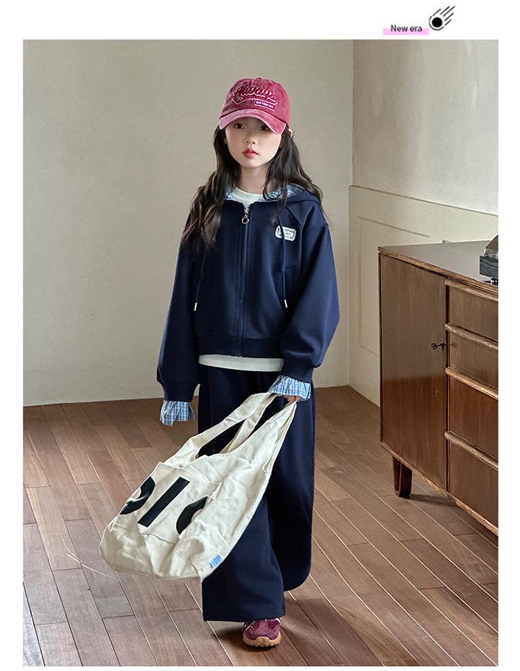 2025 Mädchen Sport-Dreiteiler im koreanischen Stil: Herbst/Frühling Mode Sweatshirt für Mädchen