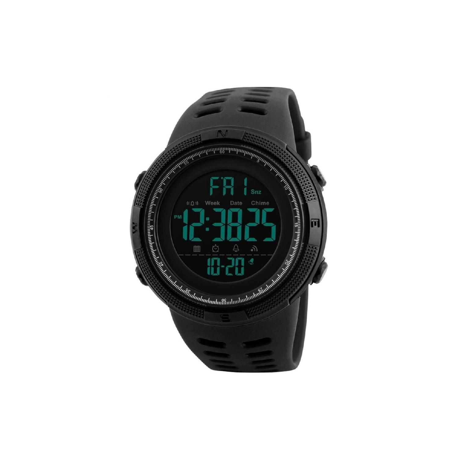 

Illuminated 1251 Digital Sports Wristwatch чорний