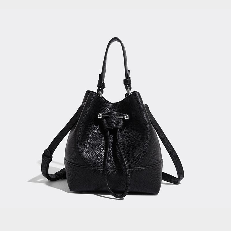 Niche Design Retro Drawstring Bucket Bag for Women 2025 Summer New High-end Handheld Shoulder Crossbody Bag for Women