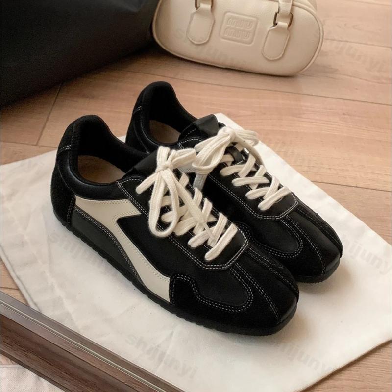 Woman Casual Sneakers Fashion Comfort Breathable Lace-up Height Increase Flat Shoes Trendy Versatile Lightweight Sport Shoes