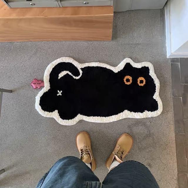1PC INS Cute Cartoon Shaped Bread Imitation Cashmere Carpet Living Room Bedroom Decoration Thickened Non-Slip Bed Rug