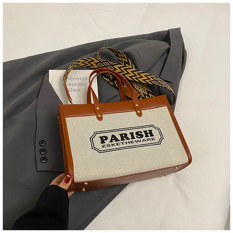 

High-value large-capacity bag Women s commute to work 2025 Alphabet shoulder messenger bag Fashion portable tote bag коричневий