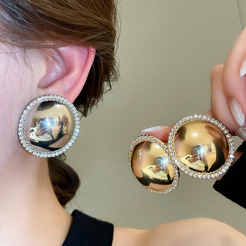 Exaggerated Round Smooth Earrings Light Luxury High-grade European and American Fashion Temperament Metal Earrings Girl