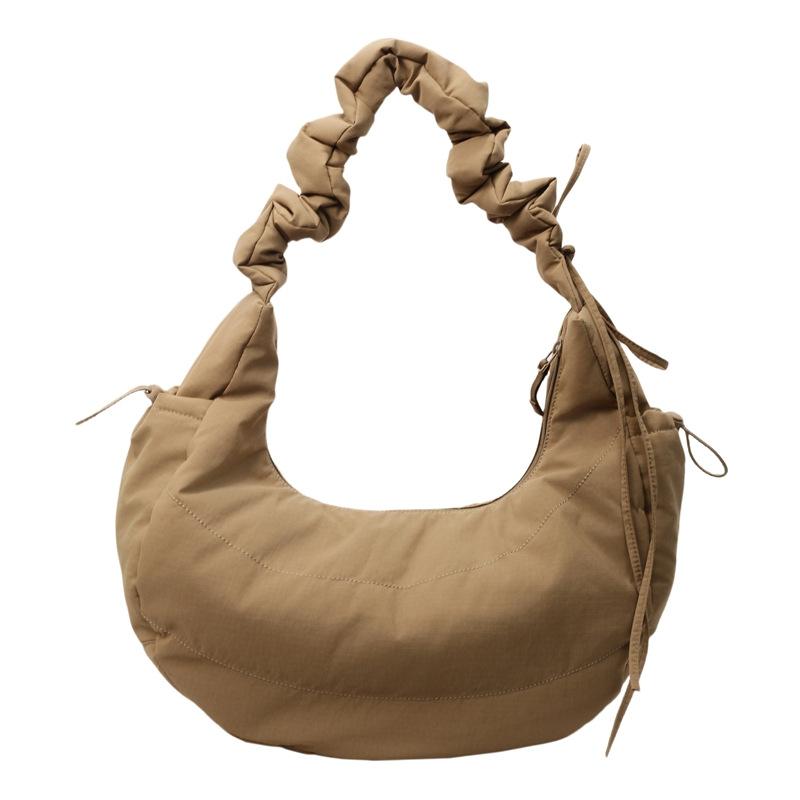 New simple shoulder bag large capacity drawstring pleated dumpling bag Japanese literary and artistic versatile portable messenger bag