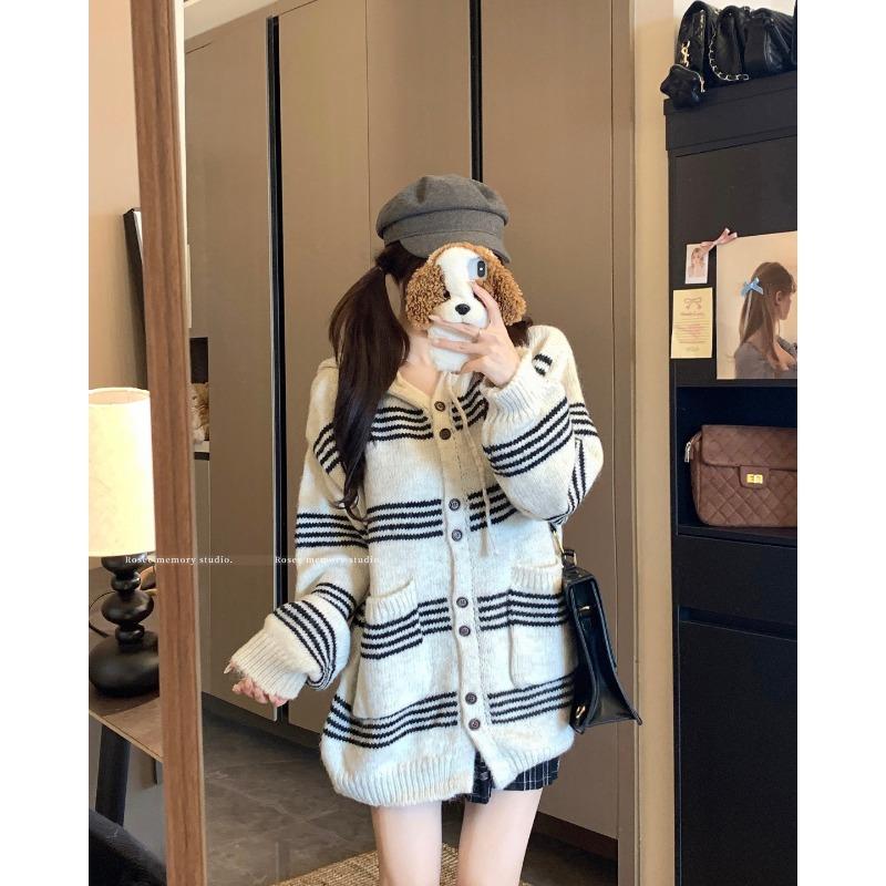 Lazy wind women's top contrasting striped long-sleeved sweater jacket women's autumn loose hooded knitted cardigan