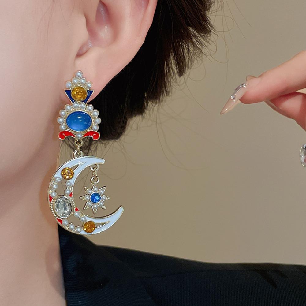 Light Luxury Star Pendant Earrings Rhinestone Moon Stud Earrings Vintage Earrings Women  Female