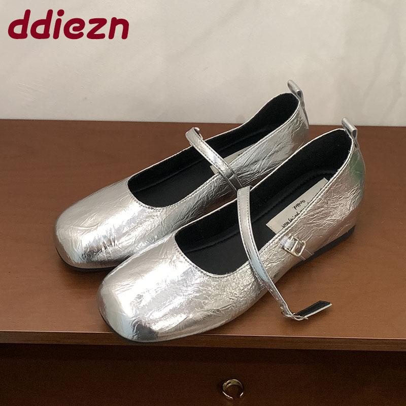 Fashion New In 2025 Female Shallow Ladies Mary Janes Flats Shoes Fashion Buckle Strap Women Flats Shoes With Height Increasing Footwear