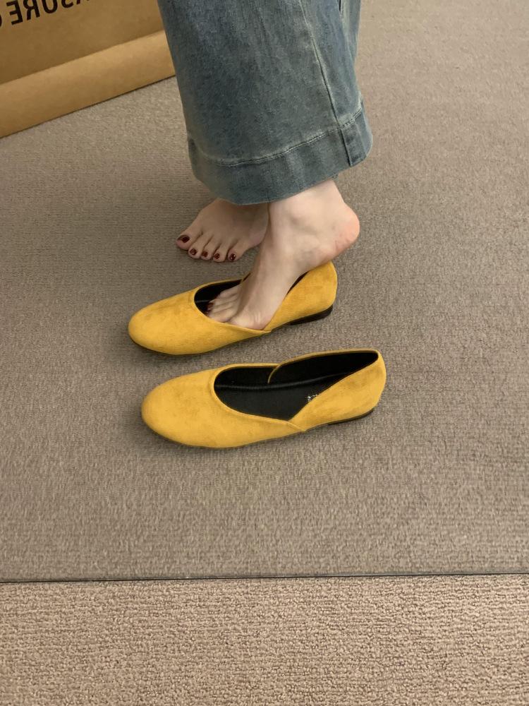 French inner height increase yellow small single shoes 2025 new autumn new flat-soled ballet ladyshoes soft-soled grandma shoes