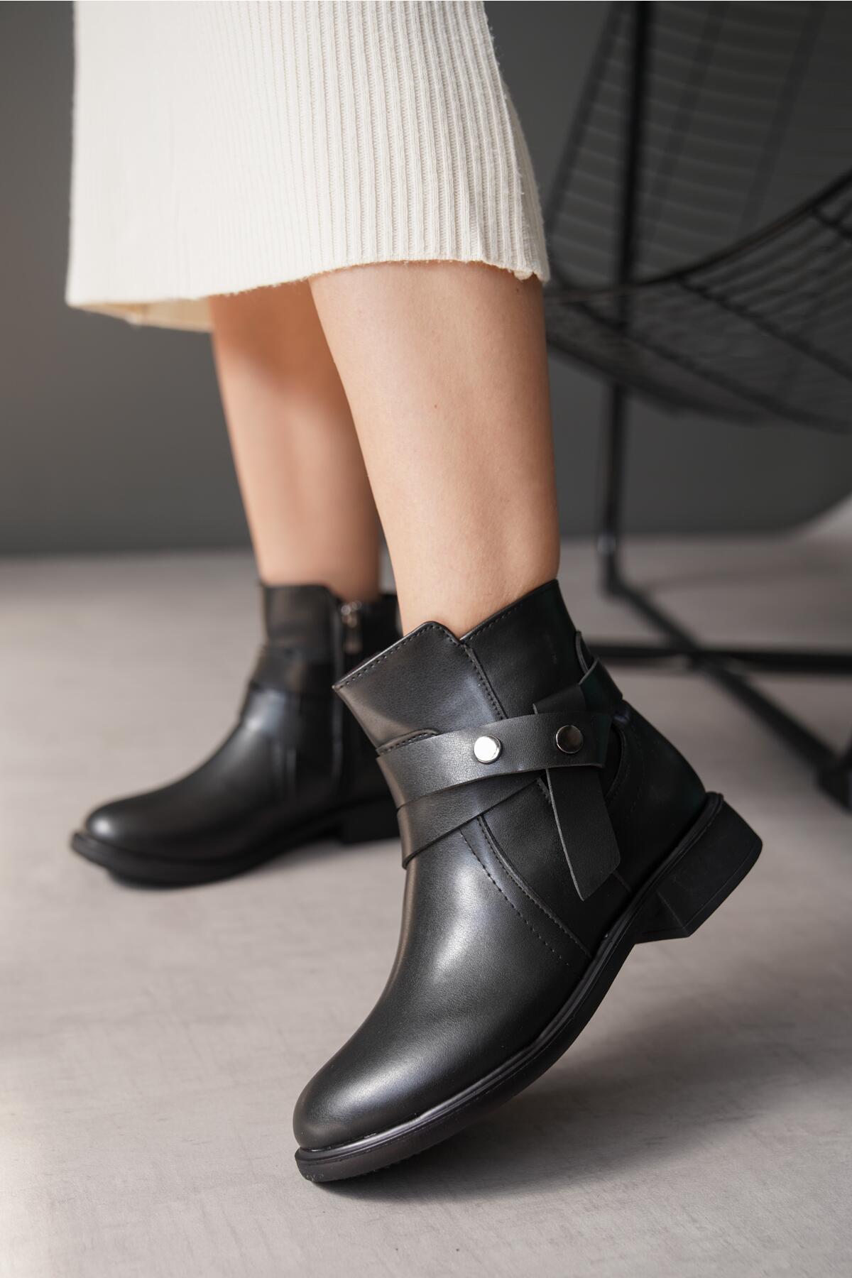 

Women s Fashion Style Special Design Buckled Flat Sole Boots 36