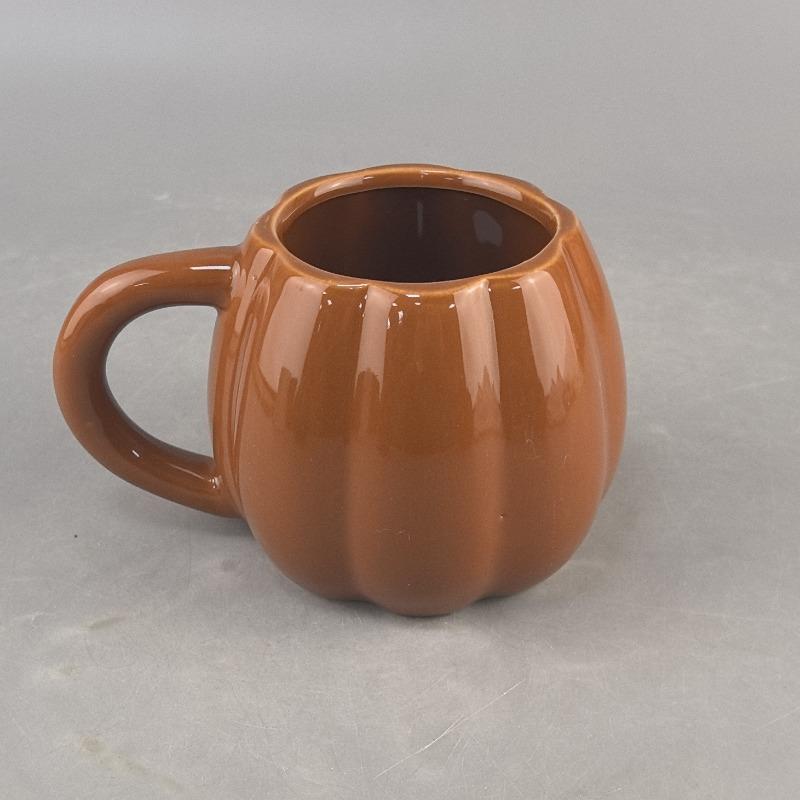 Halloween ceramic mug pumpkin shaped drinking cup can be LOGO ceramic coffee cup