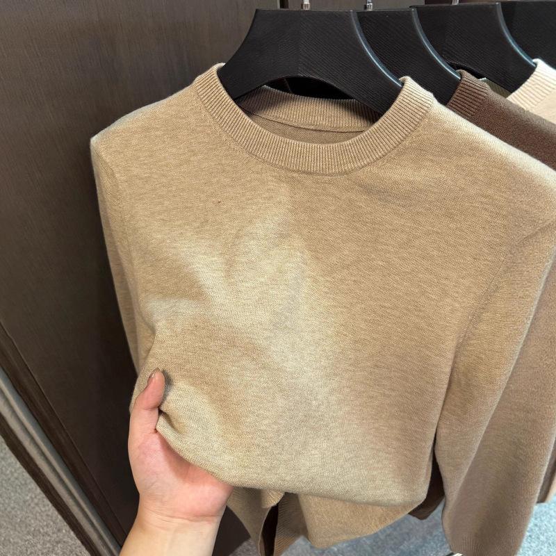 Men's Round Neck Knit Sweater: High-End Autumn Winter Style