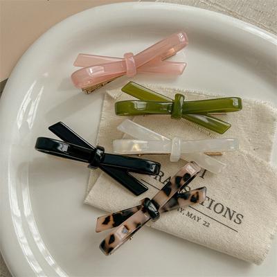 Accesorios para el cabello – Pinzas y clips para el pelo