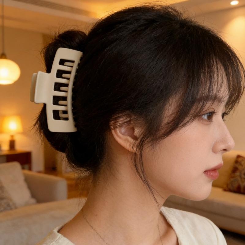Square Plastic Hair Claw Clip For Women Secure Grip Lightweight Hair Accessory Hairpin For Comfort And Styling