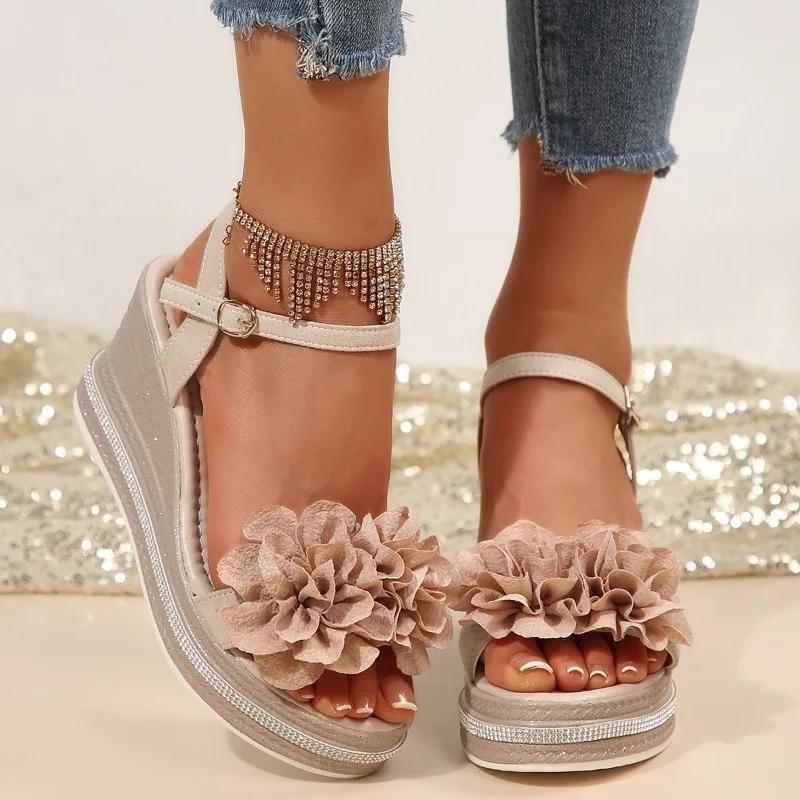 Mode 2025 Übergröße Schuhe Damen Zehenfrei Damen Sandalen Mode Kleidsandalen Damen Floral Schnallenriemen Hohe Keilschuhe Damen