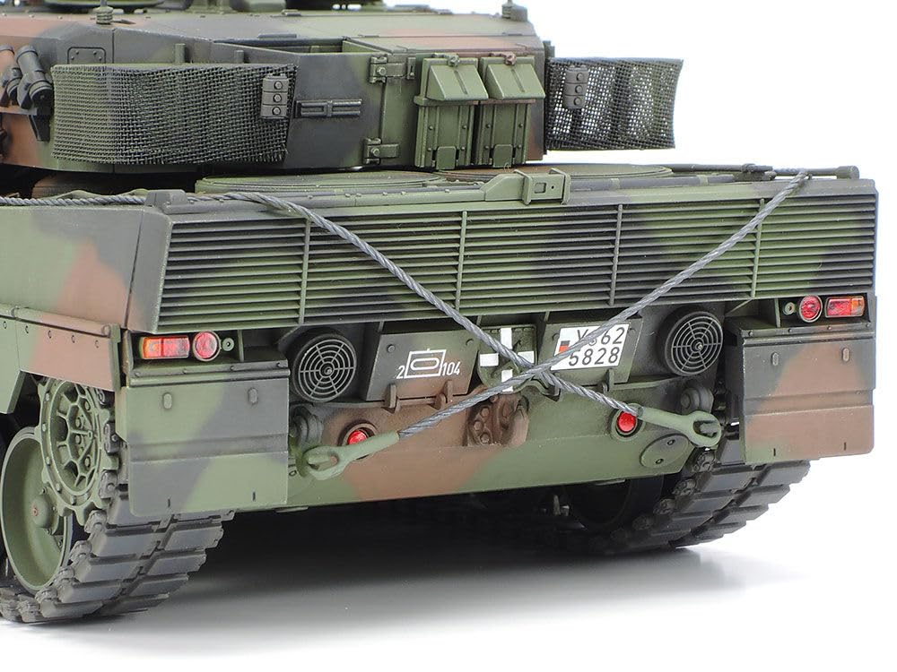 Tamiya Military Miniature Series 271 German Federal Army Main Battle Tank Leopard 2 A6 Plastic Model Kit 35271 1/35 No.