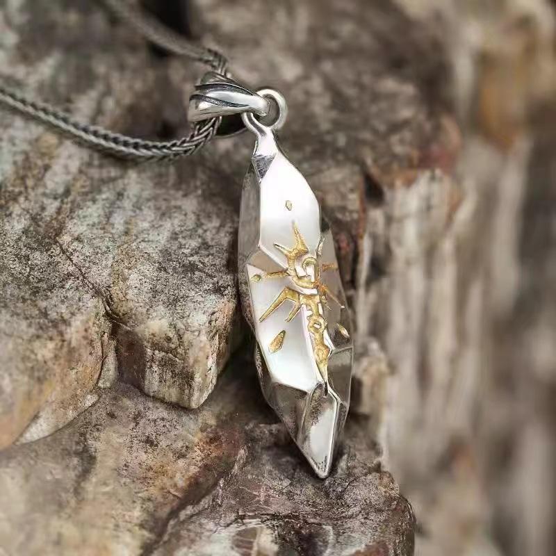 

Retro Wishing Stone Men s Necklace Personalized Trendy Cool Meteorite Pendant Zircon 2024