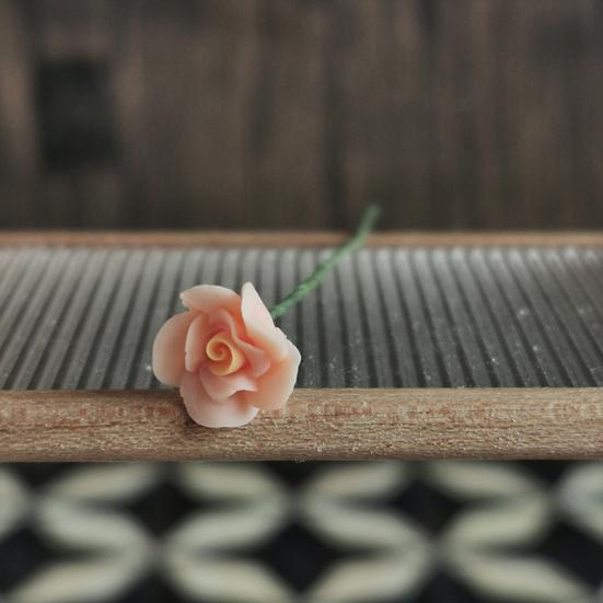 1:12 Dollhouse Flower Realistic Miniature Rose Fine Workmanship Two-color Flower Model for Doll House Decoration