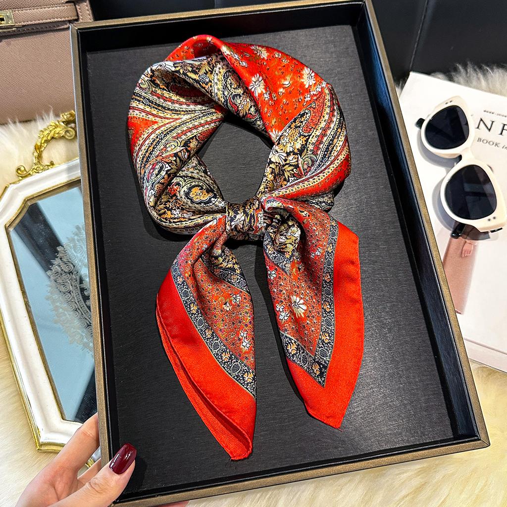 New Fashion 70X70cm Women's Scarf Silk Paisley Print Scarf Square Shawl Decorative Headband Neck Luxury Design Bandana