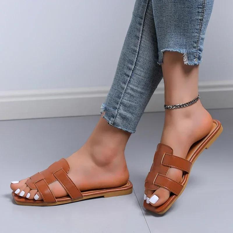 2024 New Summer Women's Slippers Roman Fashion Designer Flat Sandals Latex Soft Sole Shoes Female Breathable Beach Flip-flops