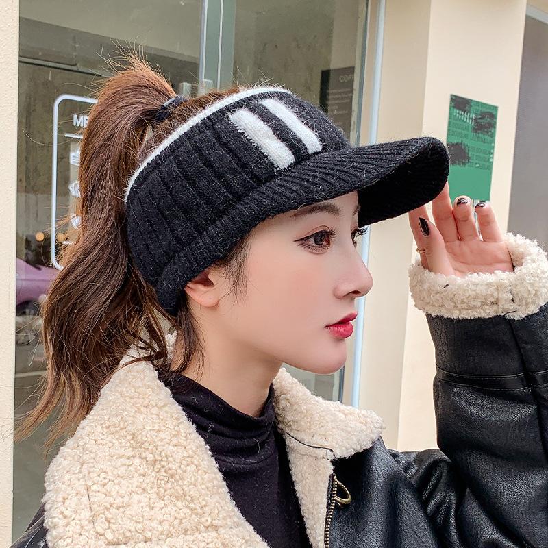 New Autumn and Winter Fashion Open-top Hat for Women, Casual Versatile Sporty Style, Outdoor Running, Curved Brim, Face-slimming Beanie