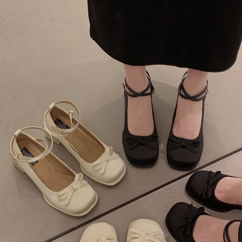 Versatile thick heel high heel Mary Jane shoes women's 2025 new spring and autumn Internet celebrity classical national style fashion one-word sing