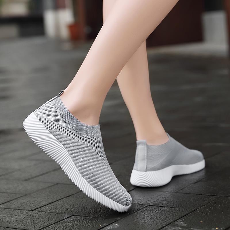 Women Sneakers Vulcanized Shoes Sock Sneakers Women Summer Slip On Flat Shoes Women Plus Size Loafers Walking Flat
