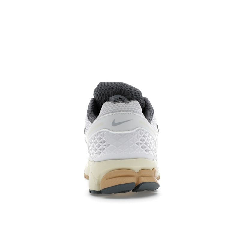 Nike Zoom Vomero 5 Women Summit White Pure Platinum Smoke Grey FJ2028-101