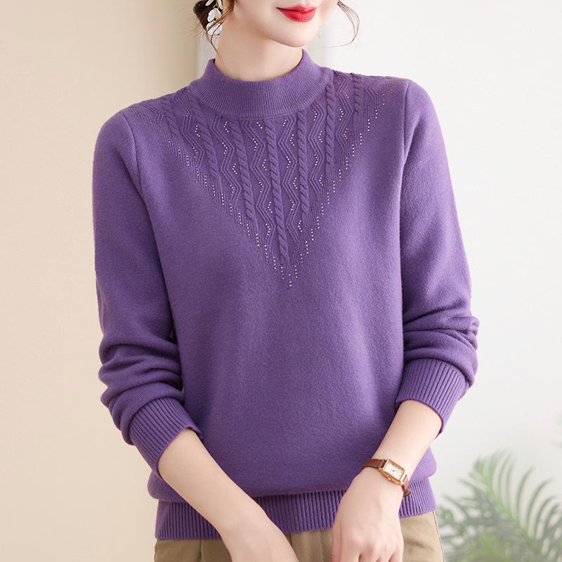 

Women s Winter Velvet High-Neck Top: Fashionable Clothing for Middle-Aged Women (40-60 Years) 5XL (Recommended 70-78 kg)