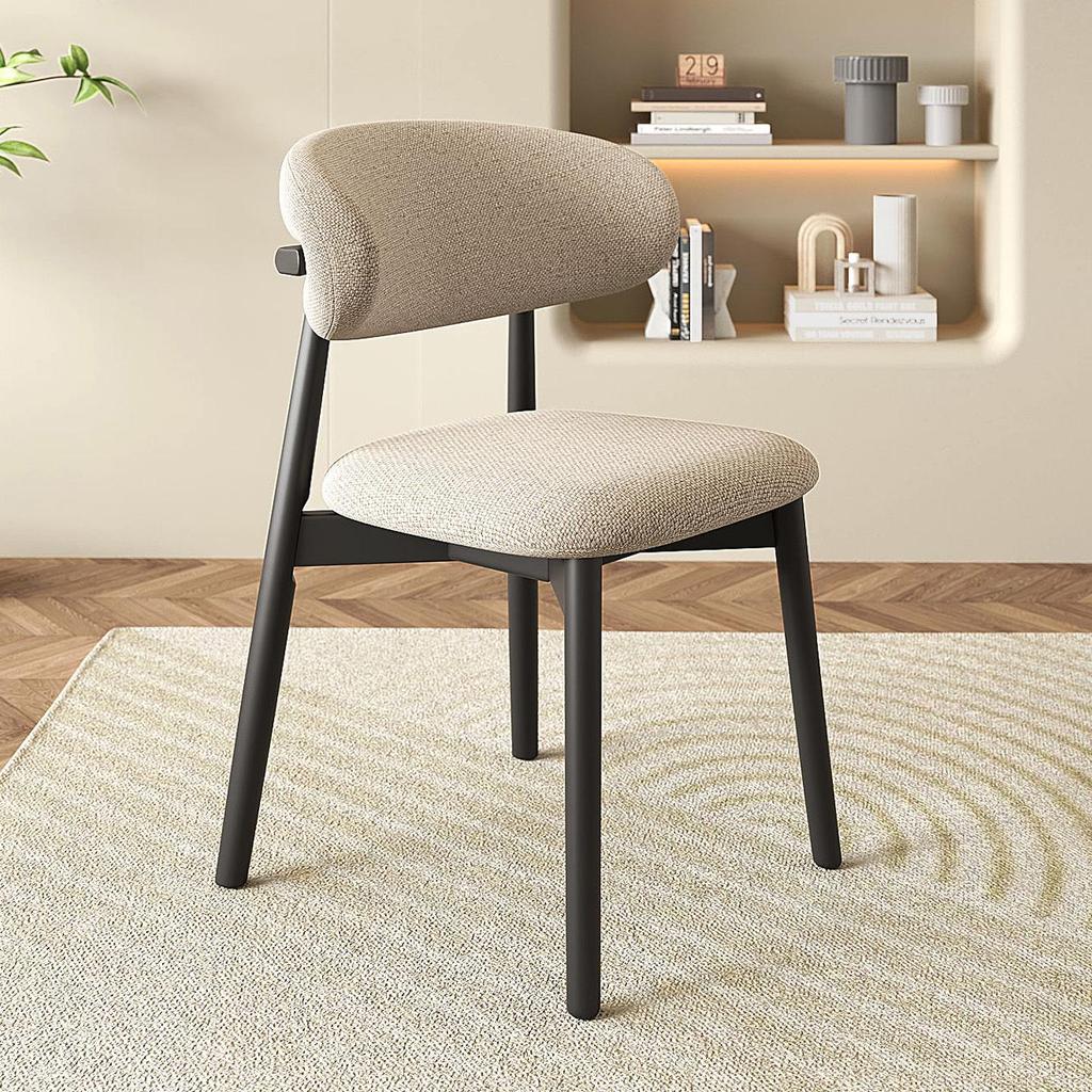 Nordic Modern Minimalist Solid Wood Dining Chair with Soft Pack Backrest - Comfortable Light Luxury Ram's Horn Design for Home, Restaurant, and Hotel.