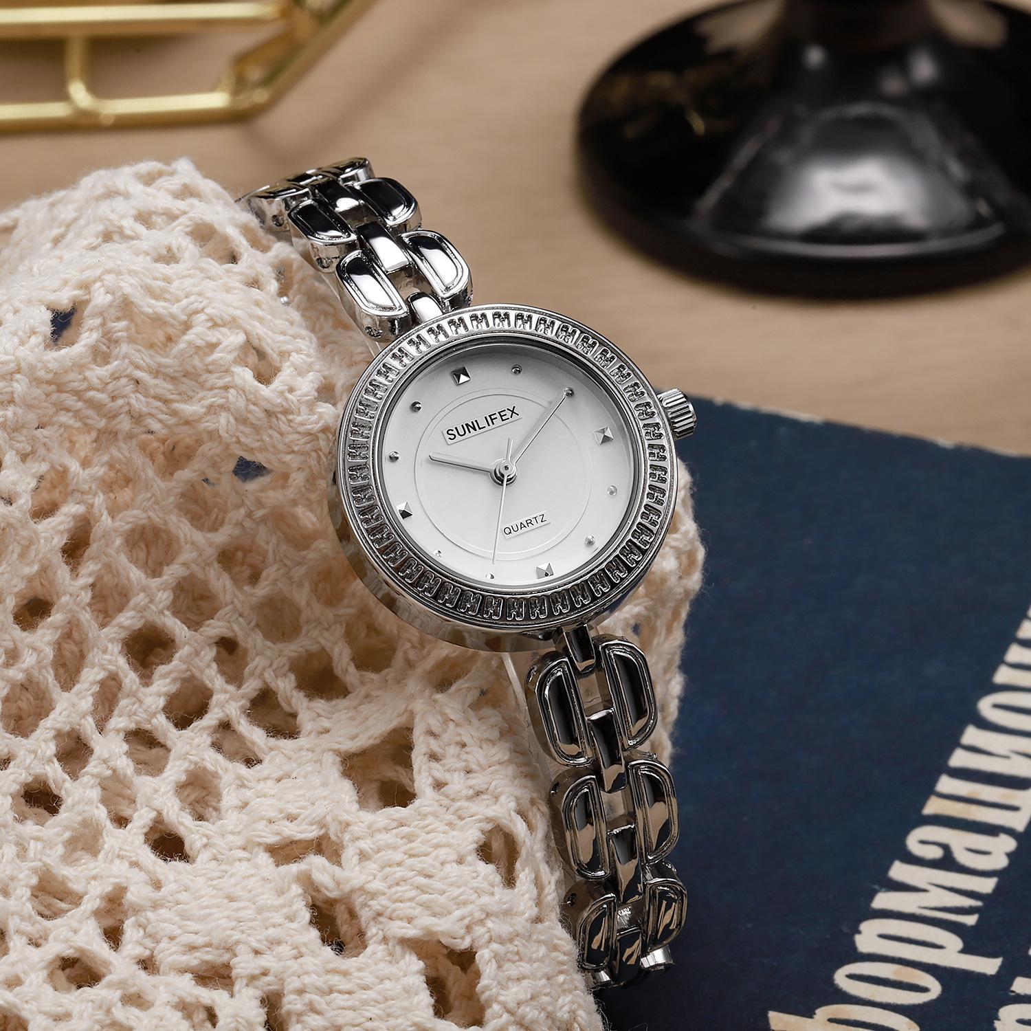 

Sunlifex Bracelet Temperament Quartz Watch Commuter Versatile Women S Watch Bare watch