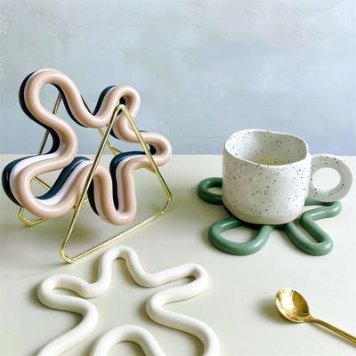 Unregelmäßige Silikon-Tischmatte Geometrische Hitzebeständige Getränkebecher Untersetzer Rutschfester Topflappen Platzset Küche Topfuntersetzer