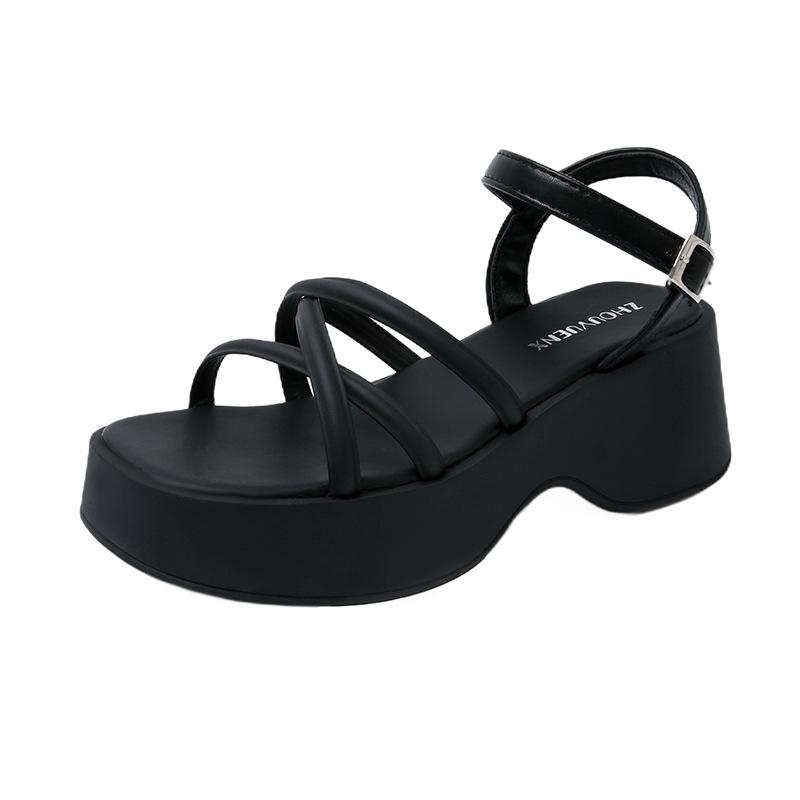 Versatile Summer Roman Shoes Outerwear Skirt Sandals Women's Platform with Super Fire Internet Celebrity New Word Small Man 2025