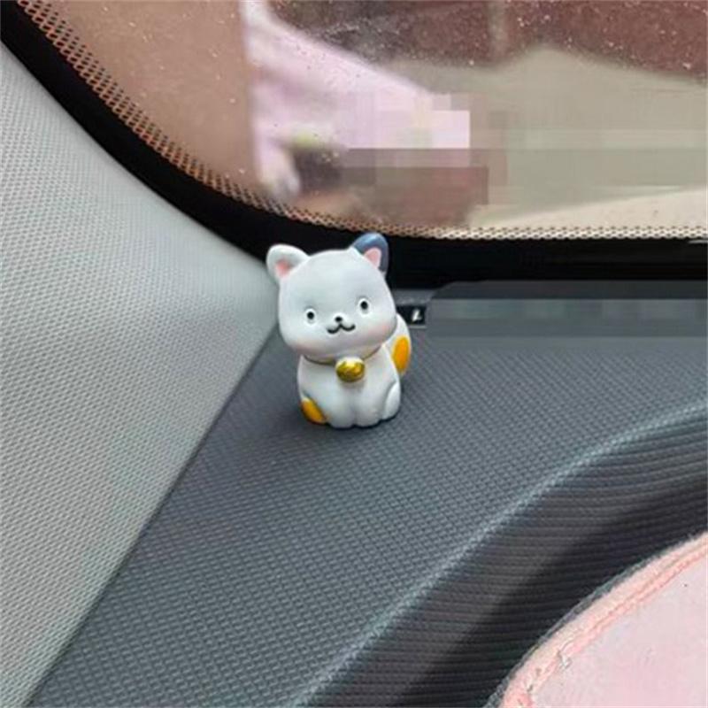Cute Umbrella Couple Car Interior Decoration Action Figures Auto Rearview Mirror Dashboard Ornaments For Car Accessories