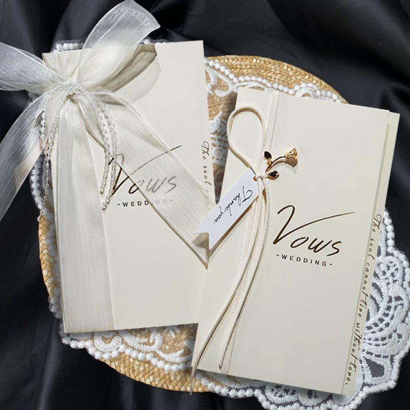 Hochzeitskarte: Elegantes Redeheft für Braut und Bräutigam