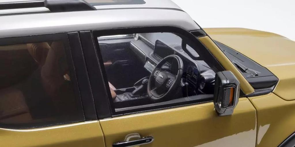 Kyosho Samurai Scale Toyota Land Cruiser 250 Finished Model KSR18064BE 1/18 (Beige)