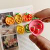 Set da 7 Pezzi Mini Piatto Frutta Cartone Animato Carino, Magnete per Frigorifero, Decorazione per Cucina e Ufficio