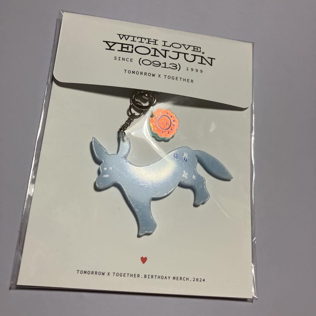 

[USED] TOMORROW X TOGETHER YEONJUN Keychain