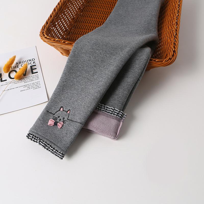 

Зимние леггинсы для девочек, бархатные утепленные детские брюки, модные теплые брюки с вышивкой 150 светло-серый