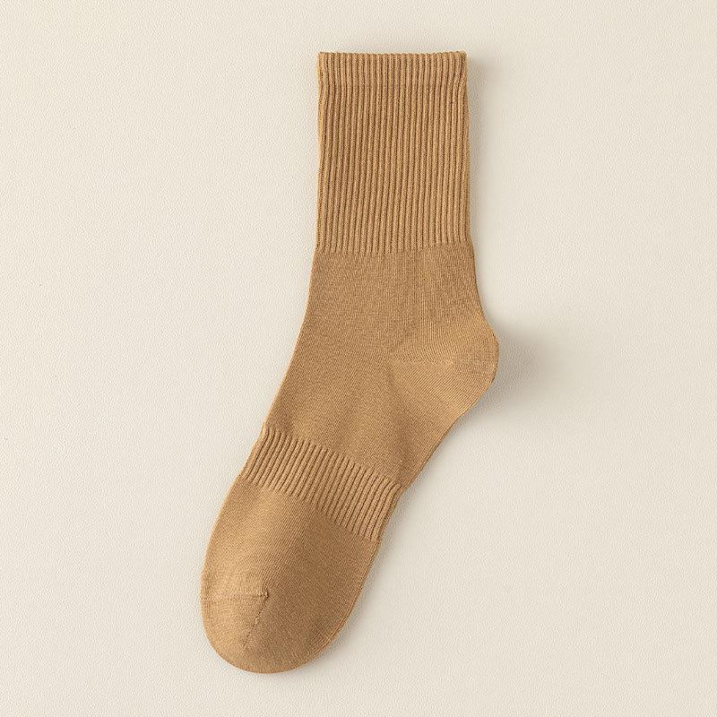 Men's Spring and Autumn Style All Match Sports Pure Color Wicking In The Tube Cotton Socks