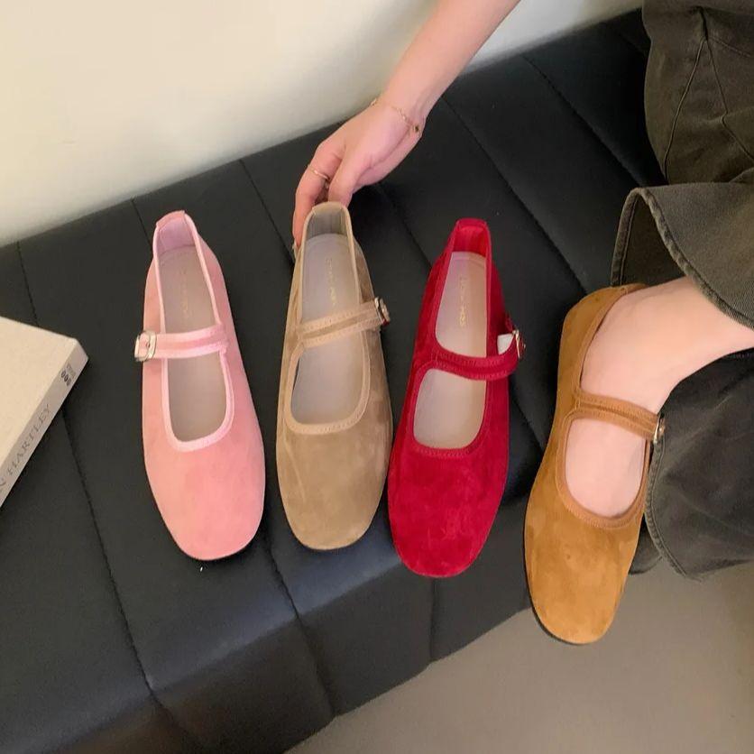 Fashion IPPEUM Velvet Ballet Flats For Women Red Round Toe Buckle 2025 New Ballerinas Zapatos Mujer