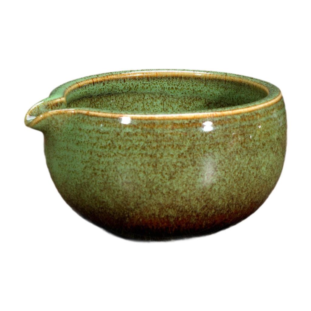 Ceramic Matcha Bowl Handcrafted with Pouring Spout 500ml Handmade Green Tea Cup for Friends Ceremony Family Tea Lovers Best Gift