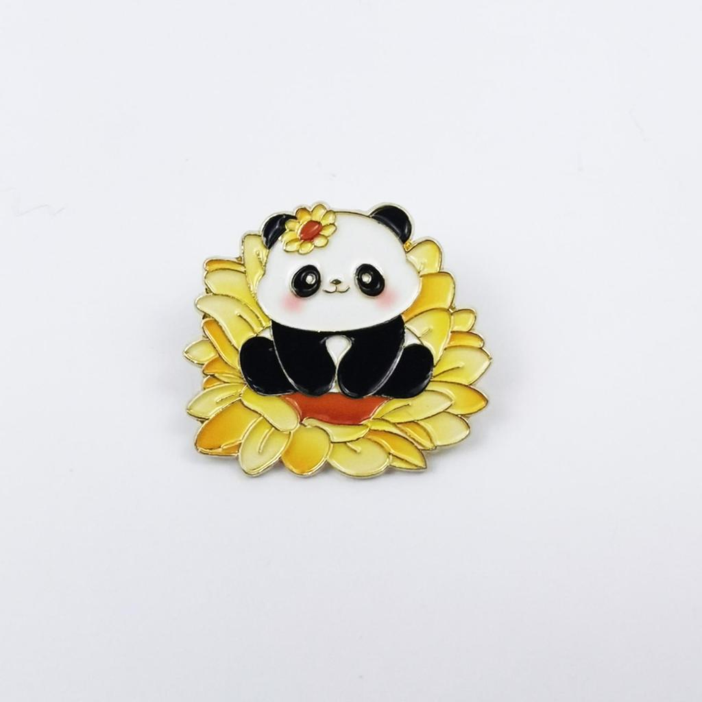 Personalized Cartoon Panda Brooch: Cute Green Bamboo Alloy Pin for Backpack & Clothing Decoration