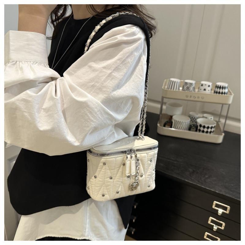 Высококачественная и вместительная дрель-заклепочник, новая летняя плиссированная цепочка, вышивка нитью, маленькая квадратная сумка через плечо для женщин белый
